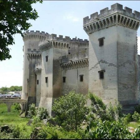 La Cigale Apartment Beaucaire  Bagian luar foto