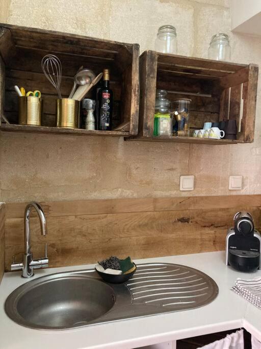 La Cigale Apartment Beaucaire  Bagian luar foto