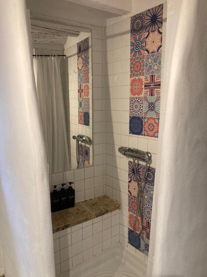 La Cigale Apartment Beaucaire  Bagian luar foto